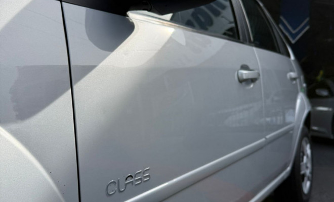 Ford Fiesta Sedan 1.0 8V Flex 4p 2010 Flex-0