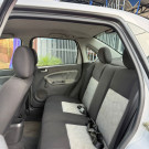 Ford Fiesta Sedan 1.0 8V Flex 4p 2010 Flex-7