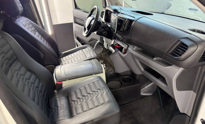 Peugeot Expert VITRÉ 1.6 Turbo Diesel 2022 Diesel-7
