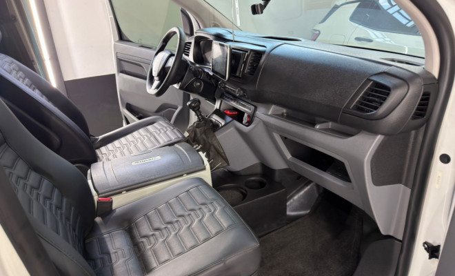 Peugeot Expert VITRÉ 1.6 Turbo Diesel 2022 Diesel-10
