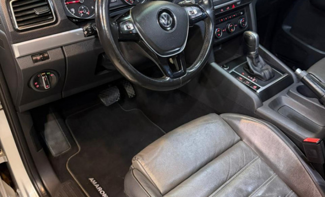 VW - VolksWagen AMAROK High.CD 2.0 16V TDI 4x4 Dies. Aut 2018 Diesel-6