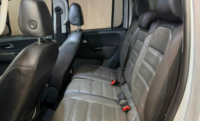 VW - VolksWagen AMAROK High.CD 2.0 16V TDI 4x4 Dies. Aut 2018 Diesel-8