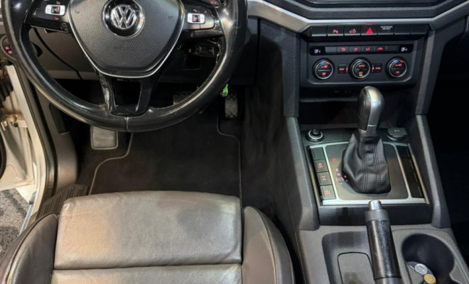VW - VolksWagen AMAROK High.CD 2.0 16V TDI 4x4 Dies. Aut 2018 Diesel-9