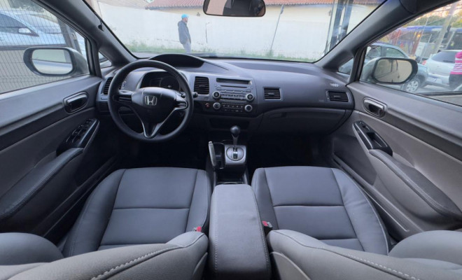 Honda Civic Sedan LXS 1.8/1.8 Flex 16V Aut. 4p 2007 Flex-8