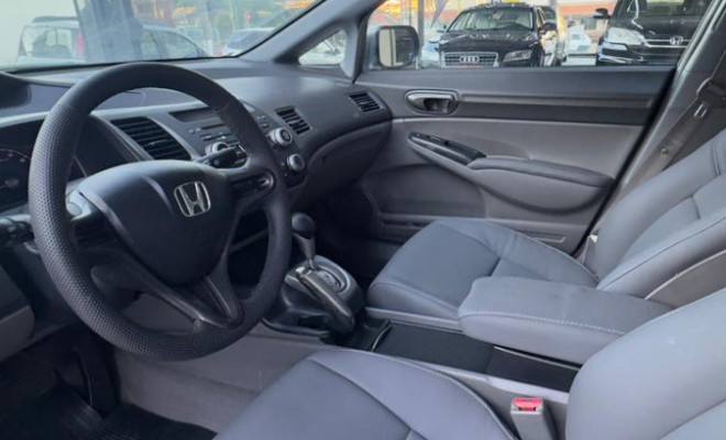 Honda Civic Sedan LXS 1.8/1.8 Flex 16V Aut. 4p 2007 Flex-9