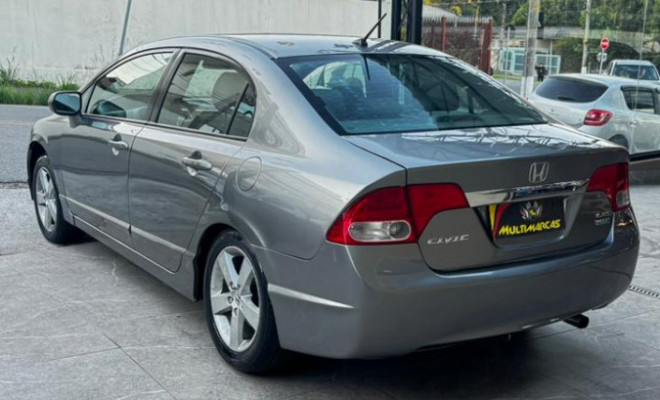 Honda Civic Sedan LXS 1.8/1.8 Flex 16V Aut. 4p 2007 Flex-6