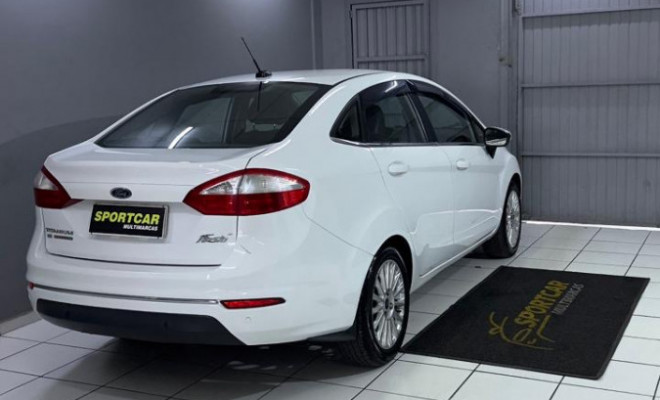 Ford Fiesta TIT./TIT.Plus 1.6 16V Flex Aut. 2015 Flex-10