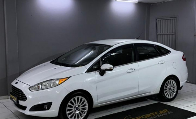 Ford Fiesta TIT./TIT.Plus 1.6 16V Flex Aut. 2015 Flex