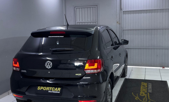 VW - VolksWagen Gol TRACK 1.0 Mi Total Flex 8V 4p 2014 Flex-8