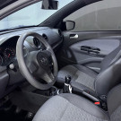 VW - VolksWagen Gol TRACK 1.0 Mi Total Flex 8V 4p 2014 Flex-1