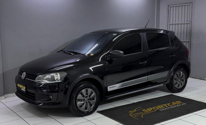 VW - VolksWagen Gol TRACK 1.0 Mi Total Flex 8V 4p 2014 Flex