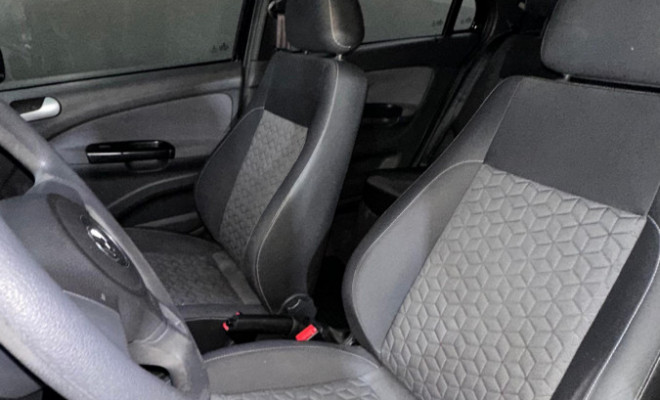 VW - VolksWagen Gol TRACK 1.0 Mi Total Flex 8V 4p 2014 Flex-2