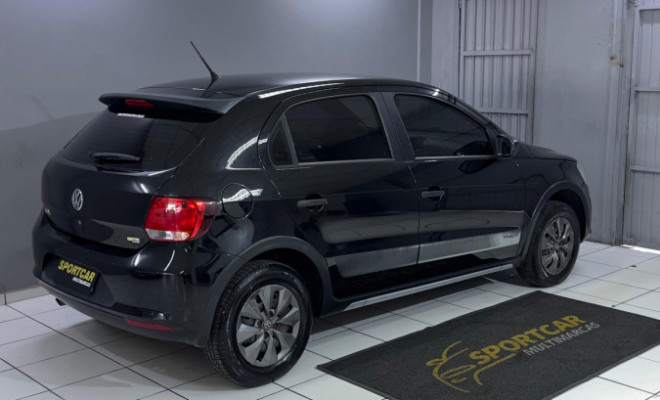 VW - VolksWagen Gol TRACK 1.0 Mi Total Flex 8V 4p 2014 Flex-9