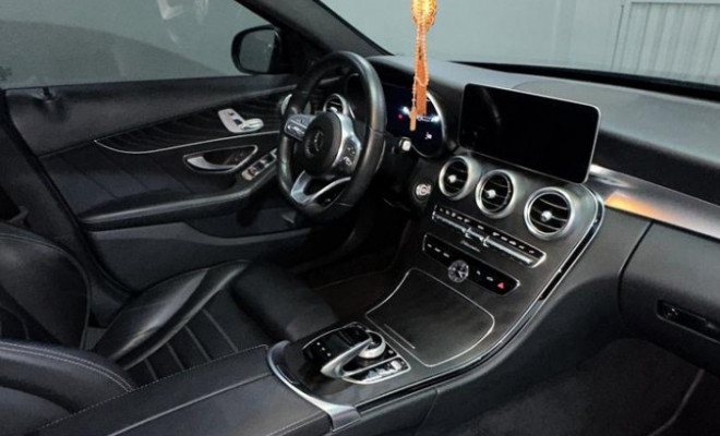 Mercedes-Benz C-300 Sport 2.0 16V Aut. 2020 Gasolina-3