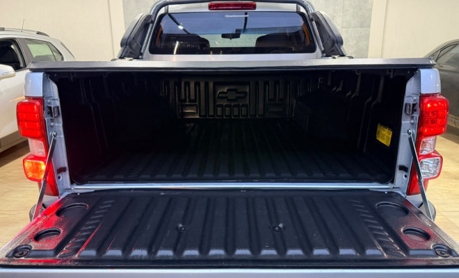 GM - Chevrolet S10 Pick-Up LTZ 2.4 F.Power 4x2 CD 2013 Flex-4