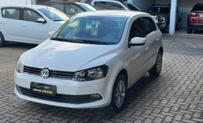 VW - VolksWagen Gol (novo) 1.6 Mi Total Flex 8V 4p 2014 Flex-0