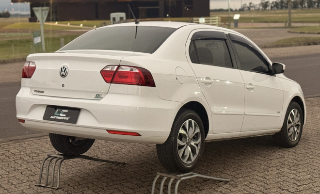VW - VolksWagen VOYAGE 1.0/1.0 City Mi Total Flex 8V 4p 2014 Flex-2