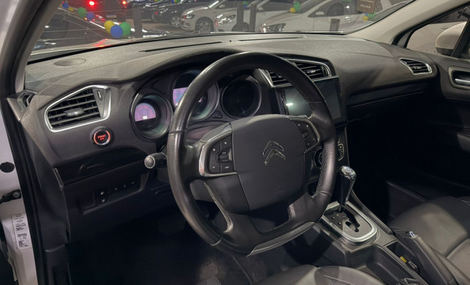 Citroën C4 LOUNGE Exclusive 2.0 Flex 4p Aut. 2015 Flex-9