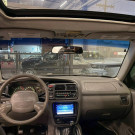 GM - Chevrolet TRACKER 2.0 16v 128cv MPFI 4x4 5p 2008 Gasolina-3