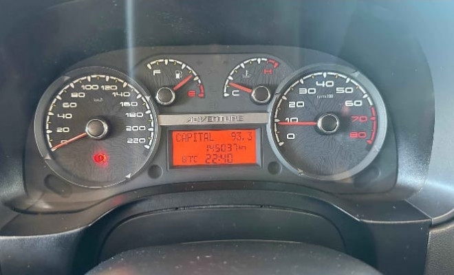 Fiat Strada Adv.Ext. 1.8 LOCKER Dual. Flex CD 2016 Flex-6