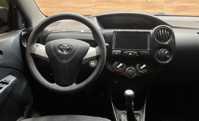 Toyota ETIOS X Sedan 1.5 Flex 16V 4p Mec. 2014 Flex-5