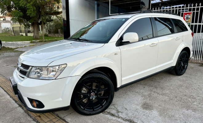 FIAT FREEMONT 2.4 PRECISION - 2015-4