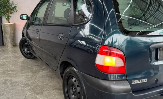 Renault Scénic Alizé/ Expression 1.6 16V Mec. 2005 Gasolina-8
