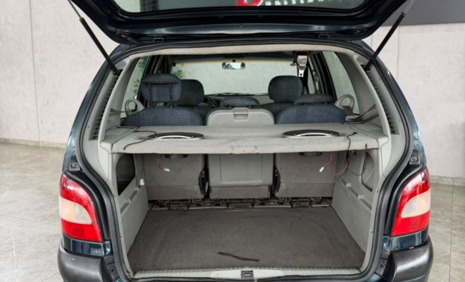 Renault Scénic Alizé/ Expression 1.6 16V Mec. 2005 Gasolina-41