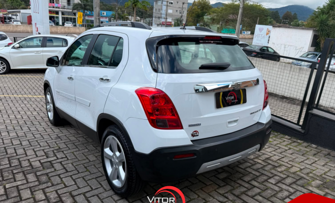 GM - Chevrolet TRACKER LTZ 1.8 16V Flex 4x2 Aut. 2015 Flex-9