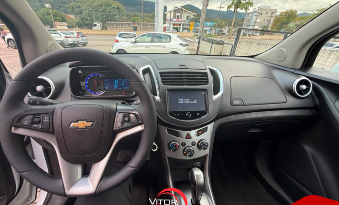 GM - Chevrolet TRACKER LTZ 1.8 16V Flex 4x2 Aut. 2015 Flex-8