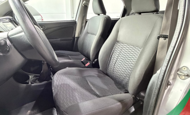 Toyota ETIOS XS Sedan1.5 Flex 16V 4p Mec. 2014 Flex-5