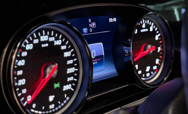 Mercedes-Benz E-300 Avantgarde 2.0 TB 258cv Aut. 2019 Gasolina-12