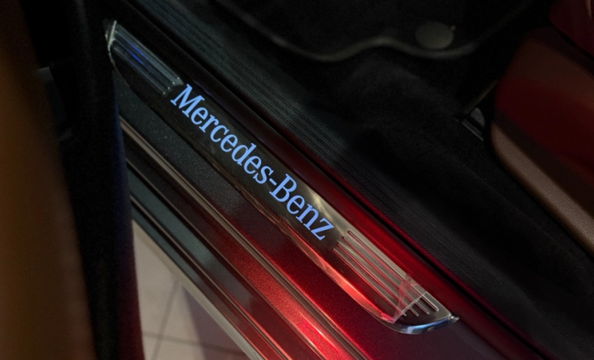 Mercedes-Benz E-300 Avantgarde 2.0 TB 258cv Aut. 2019 Gasolina-9
