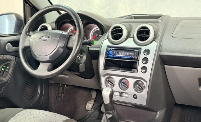Ford Fiesta SE 1.6 8V Flex 5p 2014 Flex-6