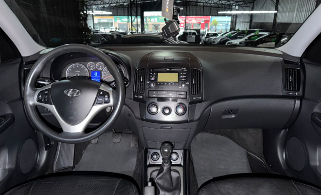 Hyundai i30 2.0 16V 145cv 5p Mec. 2012 Gasolina-5