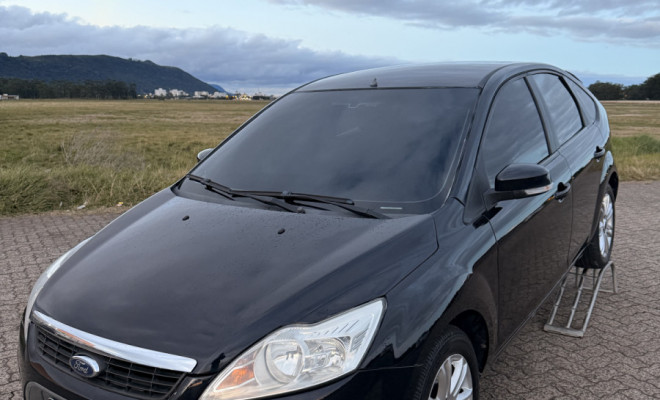 Ford Focus 1.6 S/SE/SE Plus Flex 8V/16V  5p 2012 Flex-4