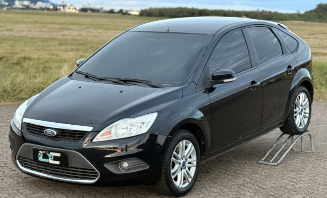 Ford Focus 1.6 S/SE/SE Plus Flex 8V/16V  5p 2012 Flex