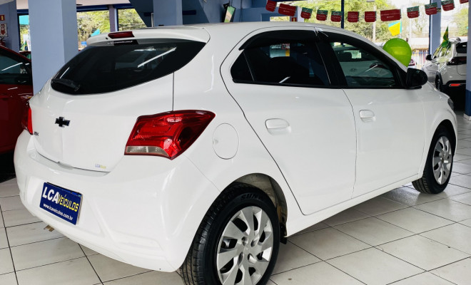 GM - Chevrolet JOY Plus Black Ed.1.0 8V 4p Flex Mec. 2021 Flex-3