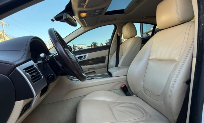 Jaguar XF 2.0 Turbo 16V 240cv Aut. 2013 Gasolina-11