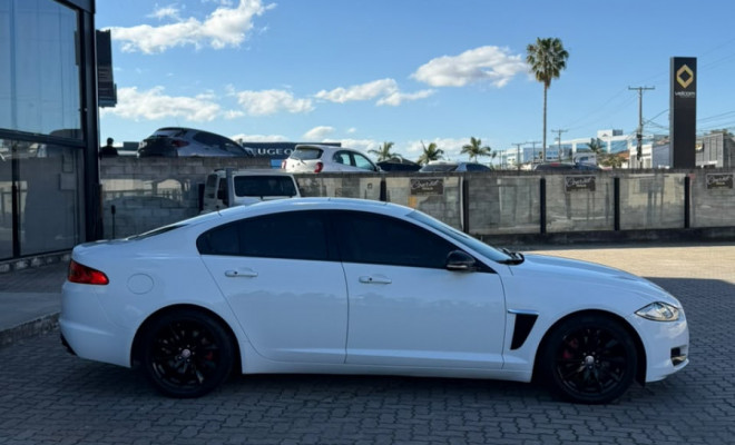 Jaguar XF 2.0 Turbo 16V 240cv Aut. 2013 Gasolina-2