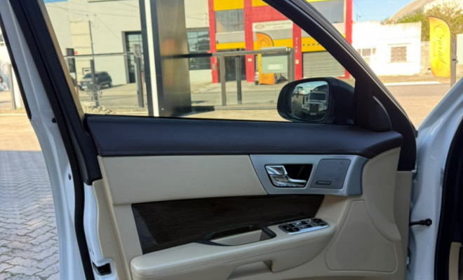 Jaguar XF 2.0 Turbo 16V 240cv Aut. 2013 Gasolina-9