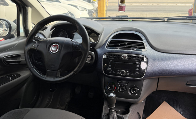 Punto ATTRACTIVE 1.4 Fire Flex 8V 5p 2013 (repasse)-8