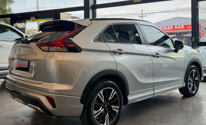 Mitsubishi Eclipse Cross HPE-S 1.5 16V 165cv Aut. 2023 Gasolina-1