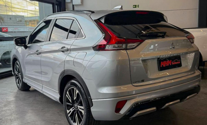 Mitsubishi Eclipse Cross HPE-S 1.5 16V 165cv Aut. 2023 Gasolina-3