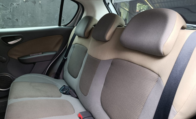 Fiat Palio ESSENCE 1.6 Flex 16V 5p 2013 Flex-9