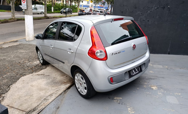 Fiat Palio ESSENCE 1.6 Flex 16V 5p 2013 Flex-4