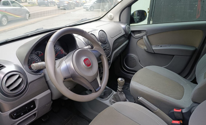 Fiat Palio ESSENCE 1.6 Flex 16V 5p 2013 Flex-5
