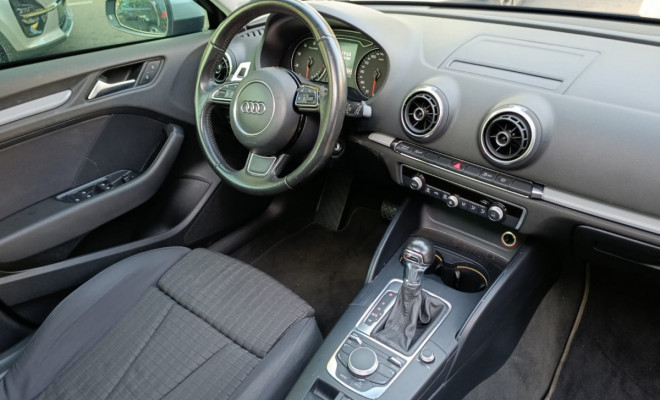 Audi A3 Sportback 1.8 16V TFSI S-tronic 5p 2014 Gasolina-12
