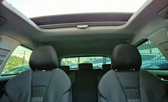 Audi A3 Sportback 1.8 16V TFSI S-tronic 5p 2014 Gasolina-9