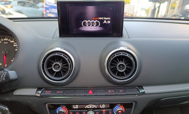 Audi A3 Sportback 1.8 16V TFSI S-tronic 5p 2014 Gasolina-17
